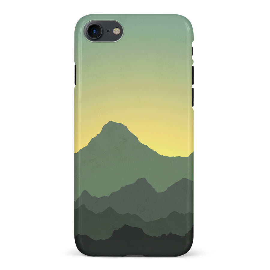 iPhone 7/8/SE Mountains Silhouettes Phone Case in Green